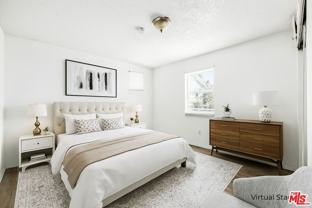 3962 S Hobart Blvd - Photo 1 of 1