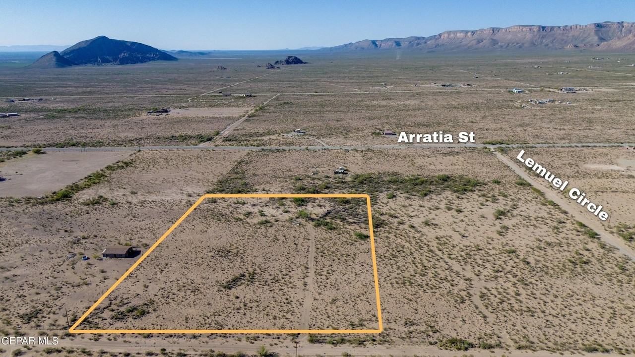 17501 Lemuel Cir - Photo 3 of 16