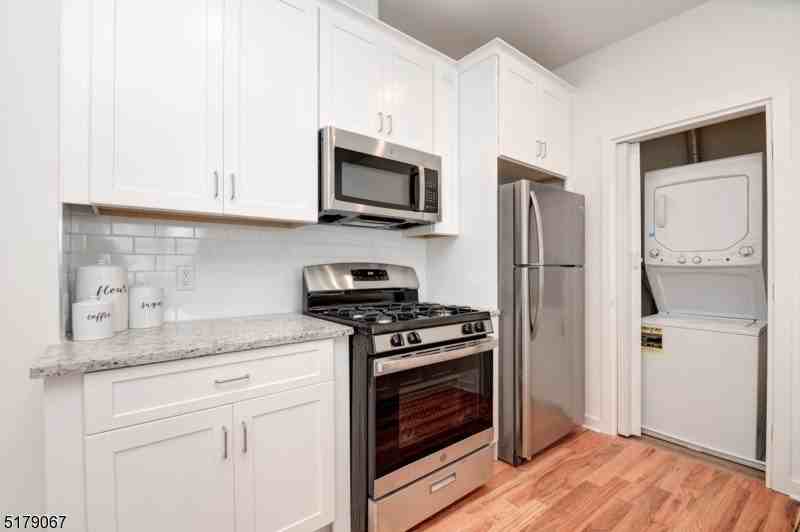 610 Mill St #430 - Photo 4 of 14