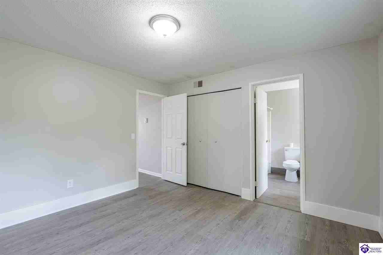 209 N Woodland Dr #15 - Photo 5 of 18