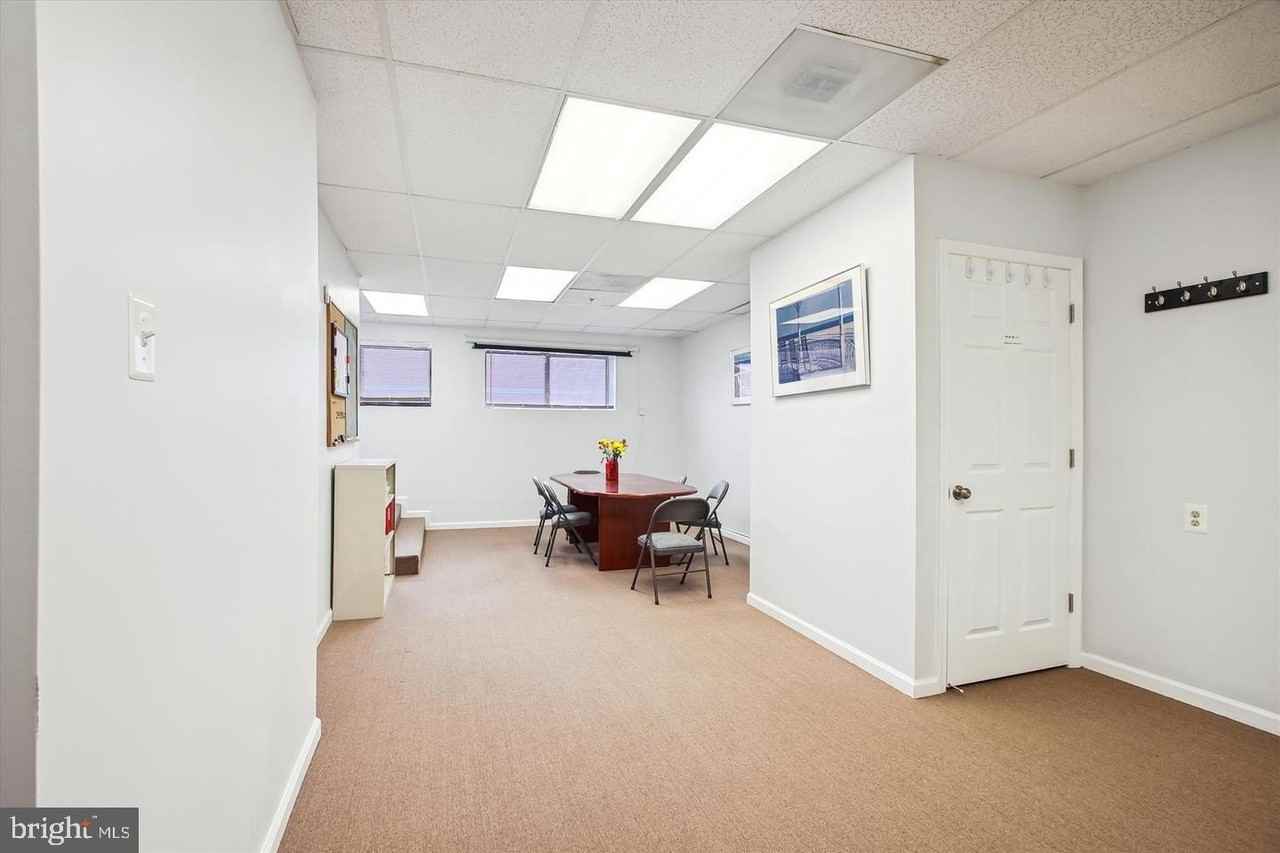 8740 Cherry Ln - Photo 5 of 14