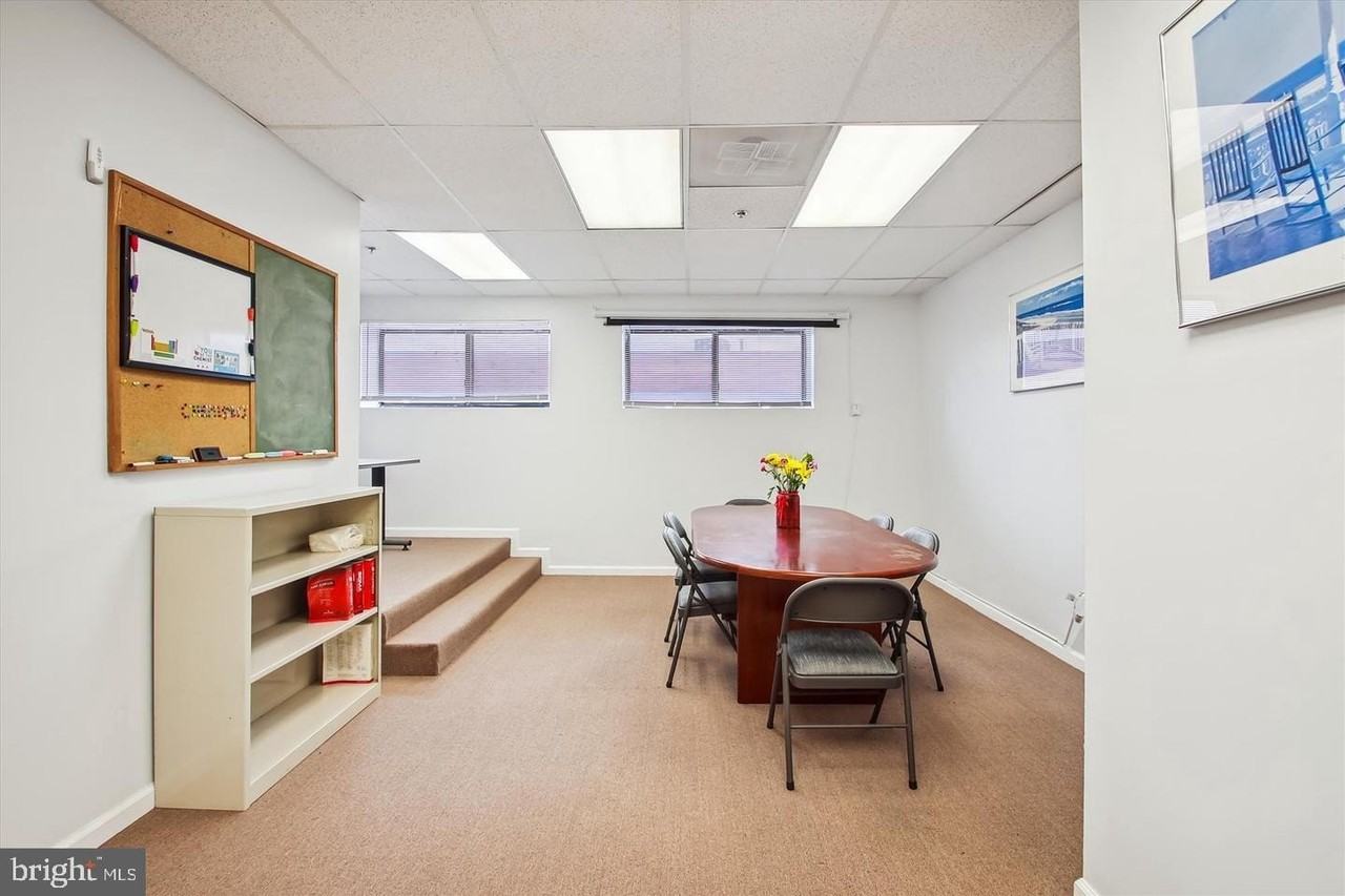 8740 Cherry Ln - Photo 6 of 14