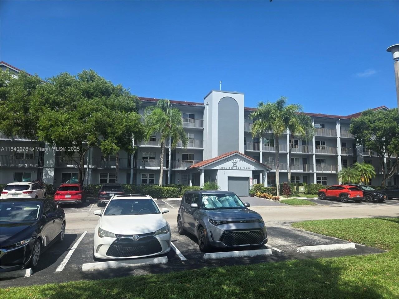 1201 Sw 128th Ter #305E