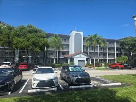 1201 Sw 128th Ter #305E - Photo 1 of 1