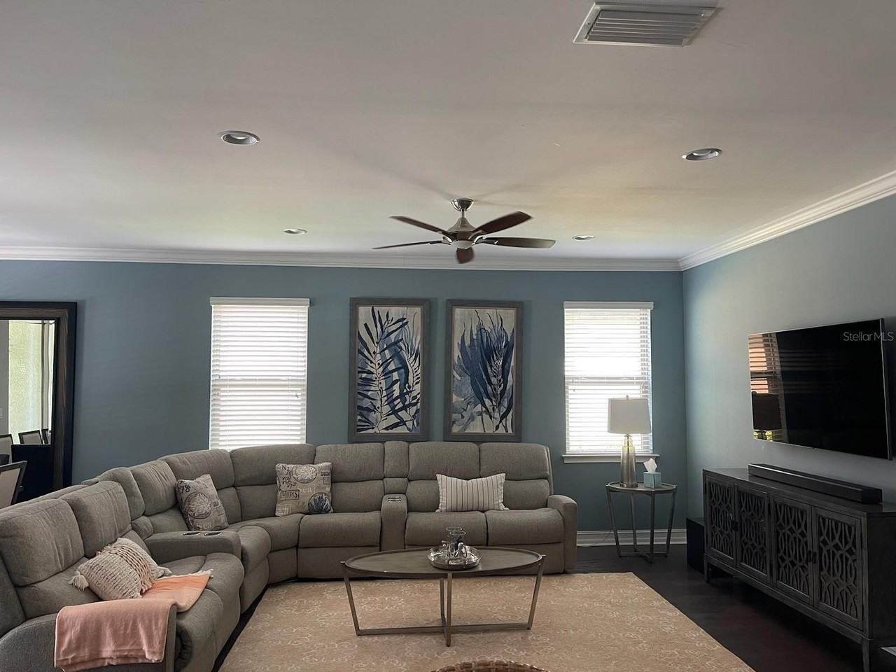 219 Maraviya Boulevard - Photo 4 of 28