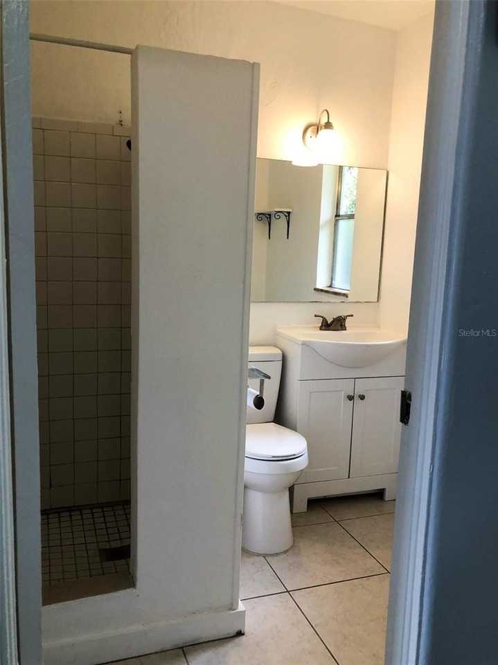 1401 E Alfred St #3 - Photo 5 of 12