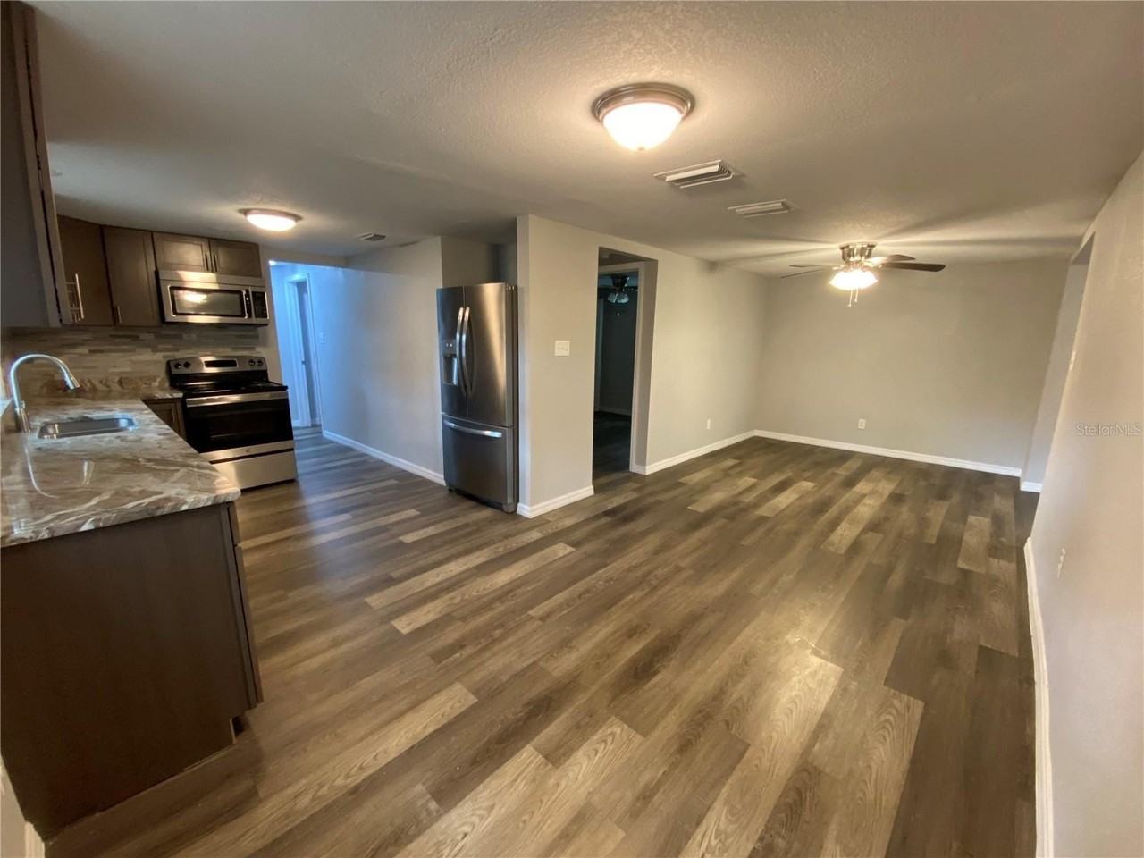 4609 5th Street - Photo 6 of 43