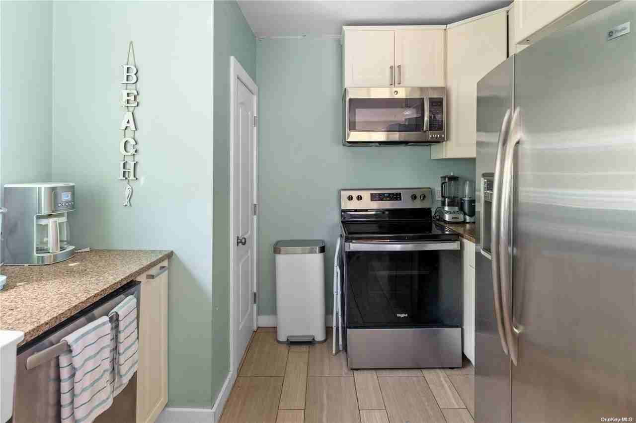 180 Cottage Walk - Photo 6 of 24