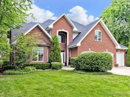 featured image of 613 Lakeside Dr