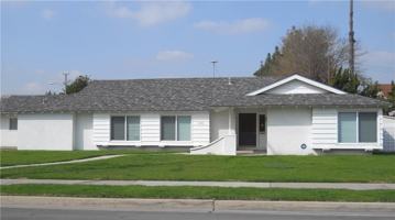 featured image of 1435 West Westmont Drive