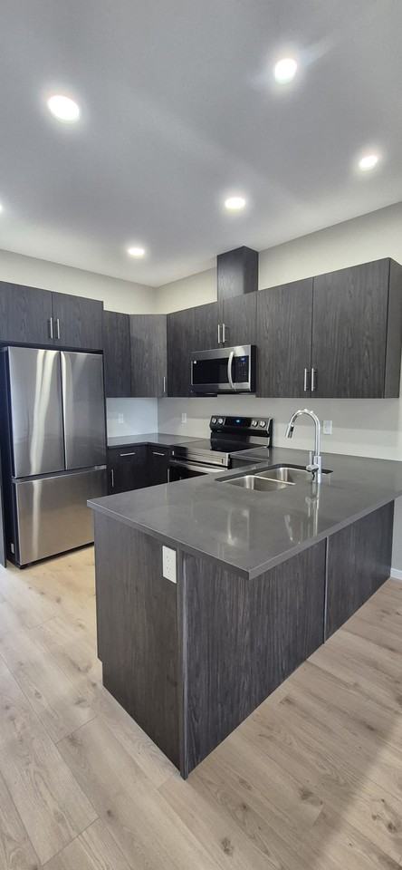 1365 Devonshire Dr W #1 - Photo 2 of 10