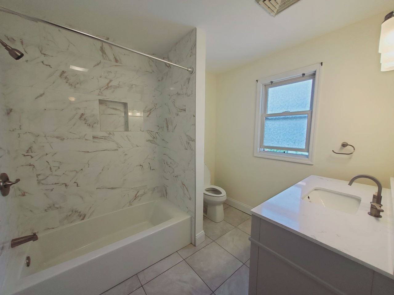 35 Woodrow St #2 - Photo 6 of 8