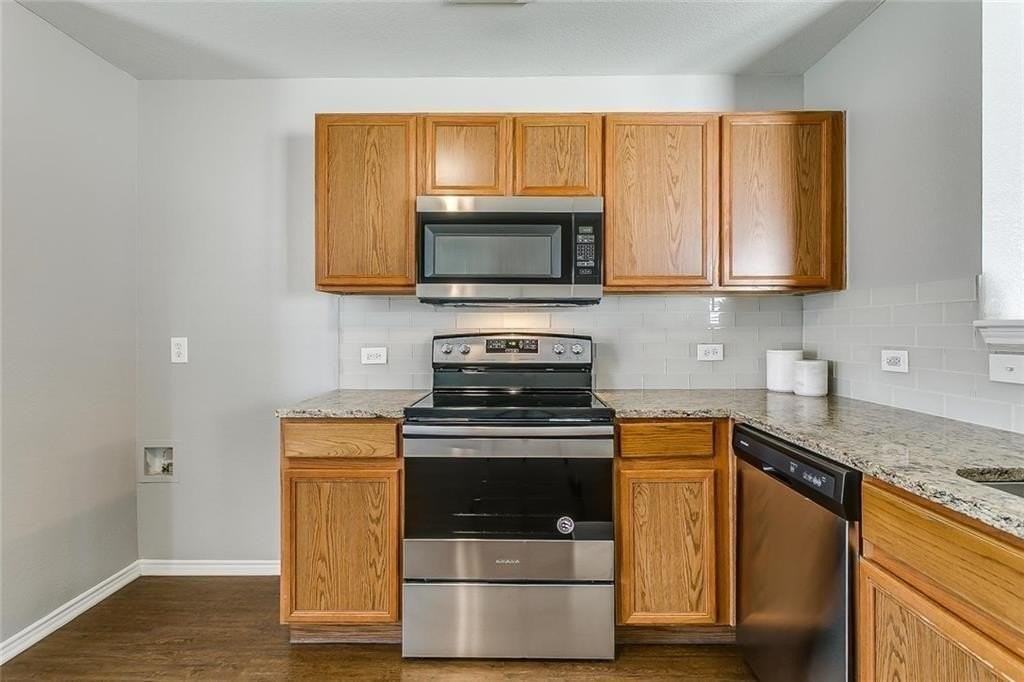 909 Poncho Lane - Photo 4 of 27