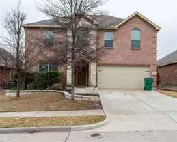 3010 Pinecrest Dr - Photo 1 of 1