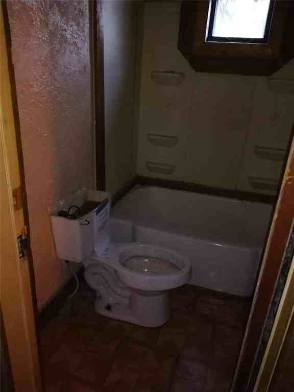 457 W Main St - Photo 3 of 7