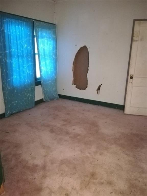 457 W Main St - Photo 4 of 7