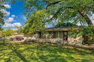 6161 Brocks Ln #B - Photo 1 of 1