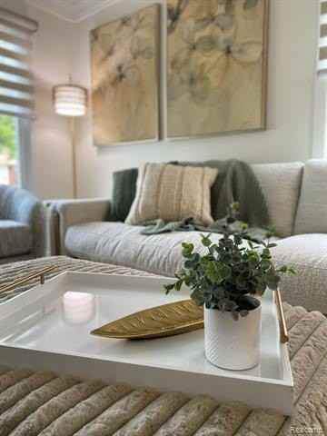 3338 Prairie Ave - Photo 3 of 19