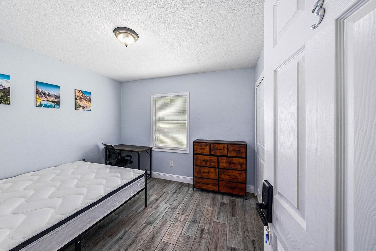 Maydell Dr - Photo 7 of 7