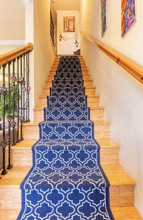 Astor Pl Se - Photo 3 of 18