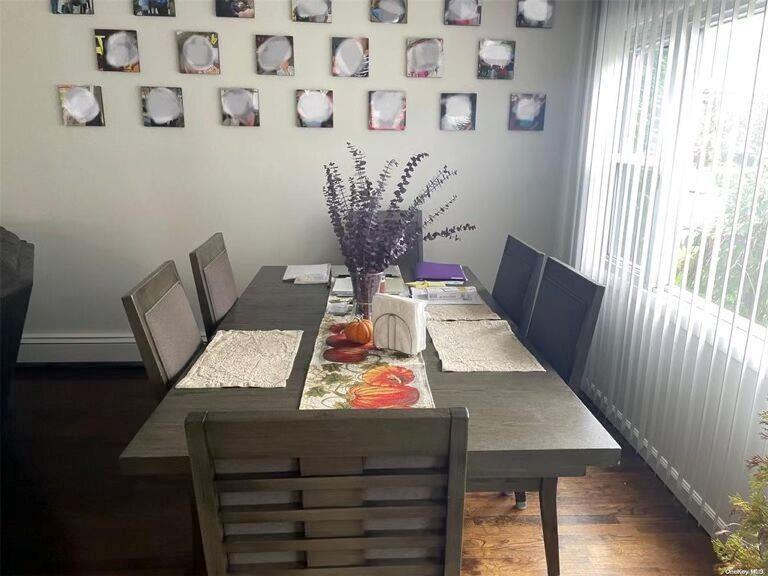 2319 Hampton Ave - Photo 4 of 7