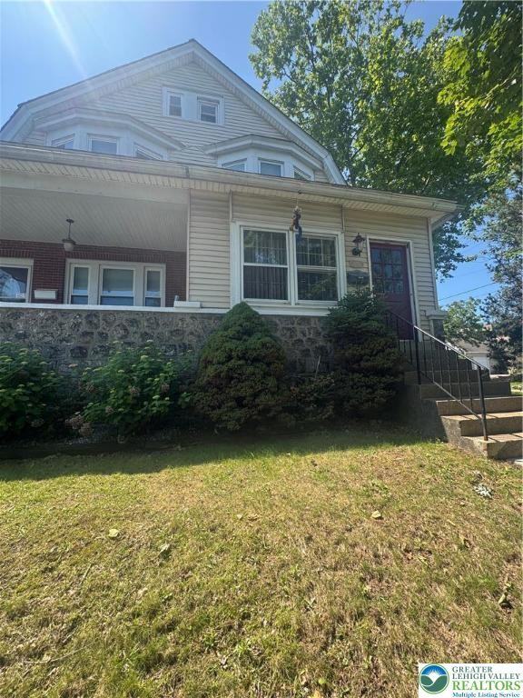 1950 Ferry St - Photo 2 of 22