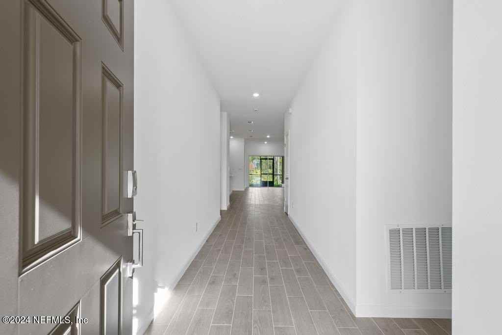 41 Conway Ct - Photo 4 of 39