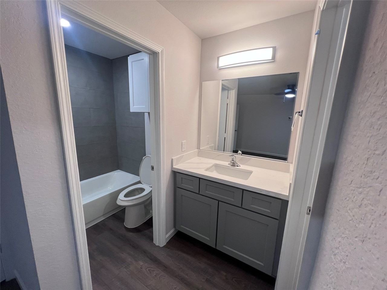 15542 Towerwood Dr - Photo 7 of 16