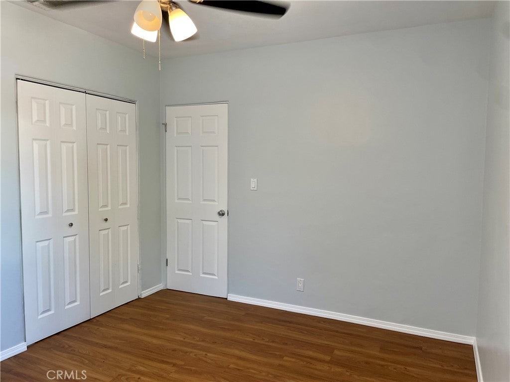 5550 Riverton Ave - Photo 7 of 25