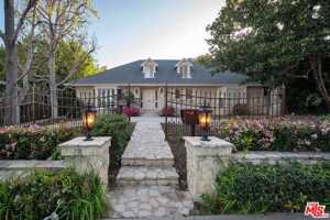 featured image of 713 Foothill Rd