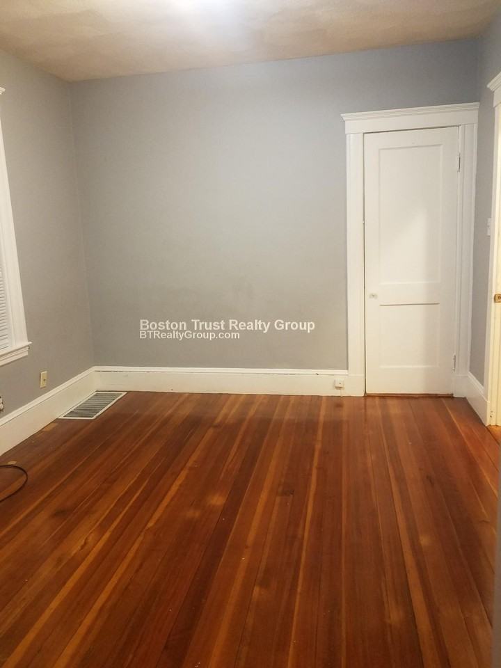 10 Emmet Ter #1 - Photo 7 of 11