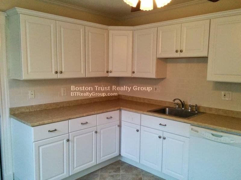 162 Beech St - Photo 4 of 4