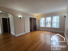 1918 West Morse Avenue #1S - Photo 1 of 1