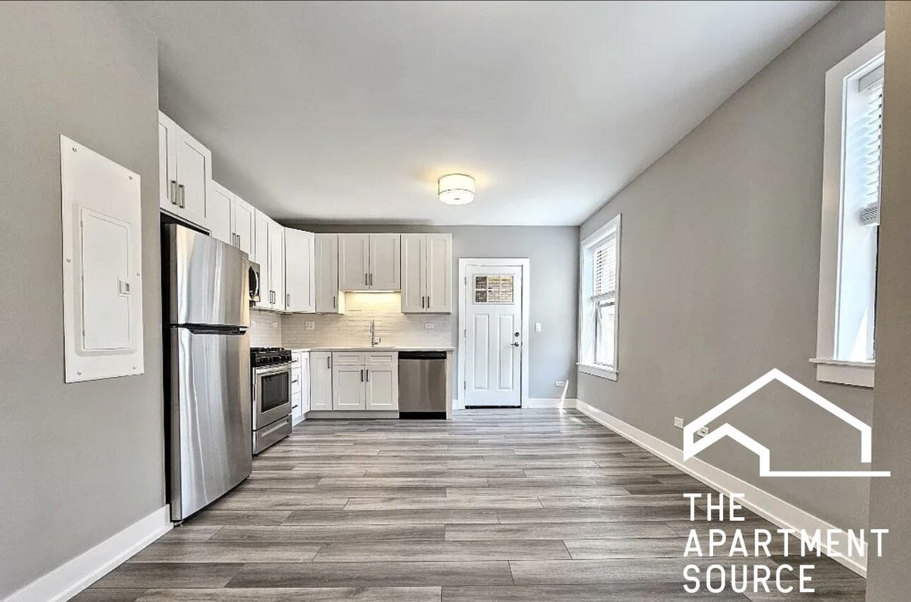 3939 N Janssen Ave #S2