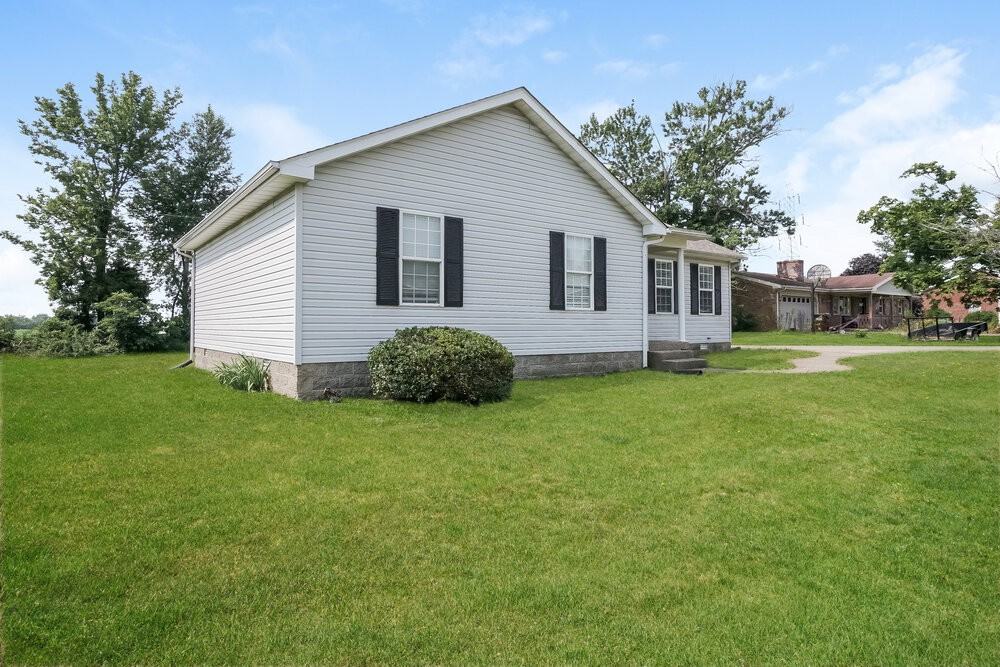 127 Agin Way - Photo 2 of 25