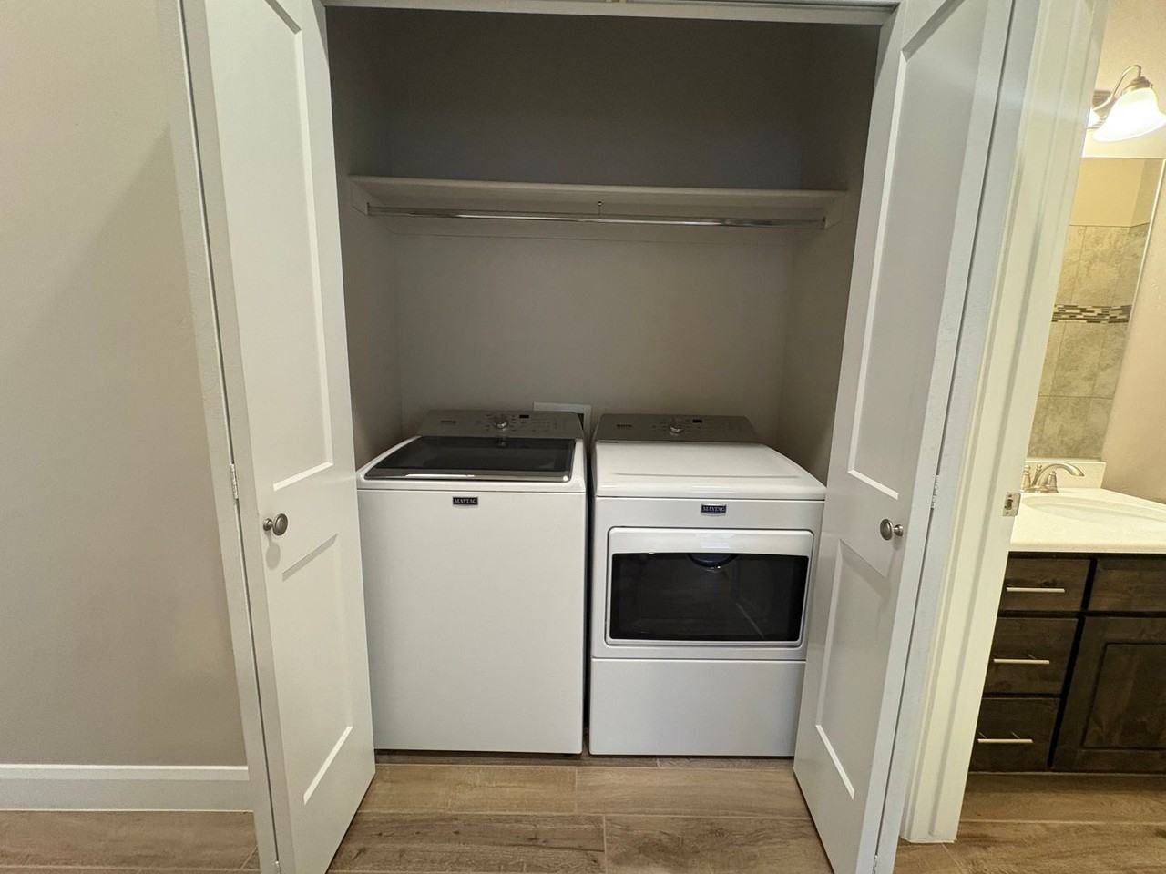 576 N 3085 W - Photo 7 of 14