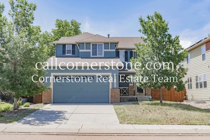 12239 Anacostia Dr - Photo 2 of 32