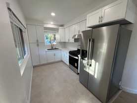LA CRESCENTA APT - Photo 1 of 1