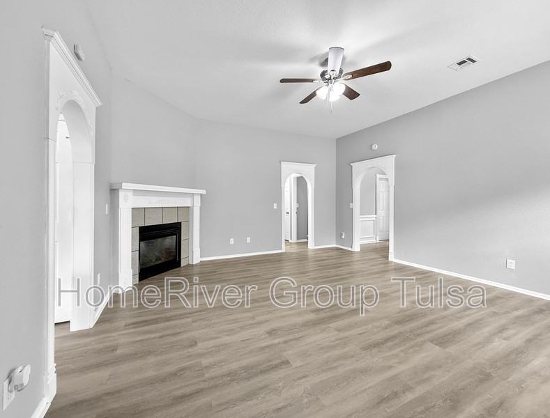 13224 E 128th St N - Photo 3 of 25