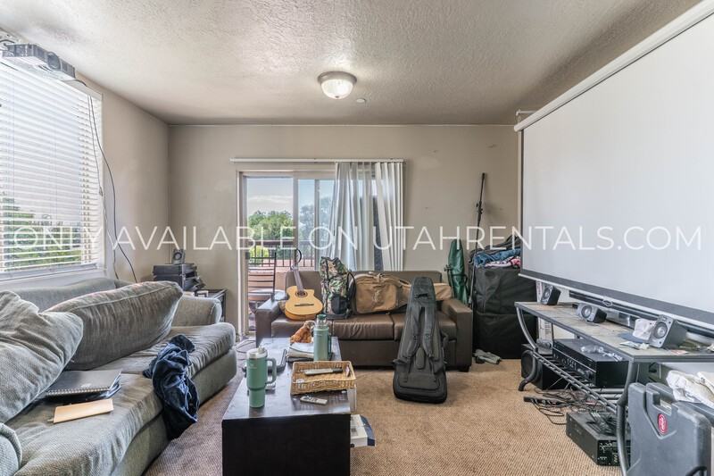 838 South 10 East #A3-1 - Photo 3 of 32