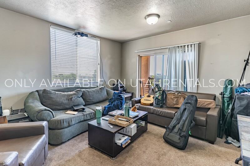 838 En #A3-1 - Photo 3 of 31