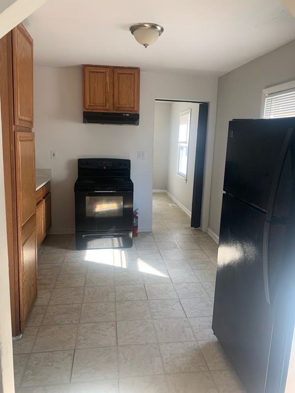 24528 Grove Ave - Photo 7 of 7