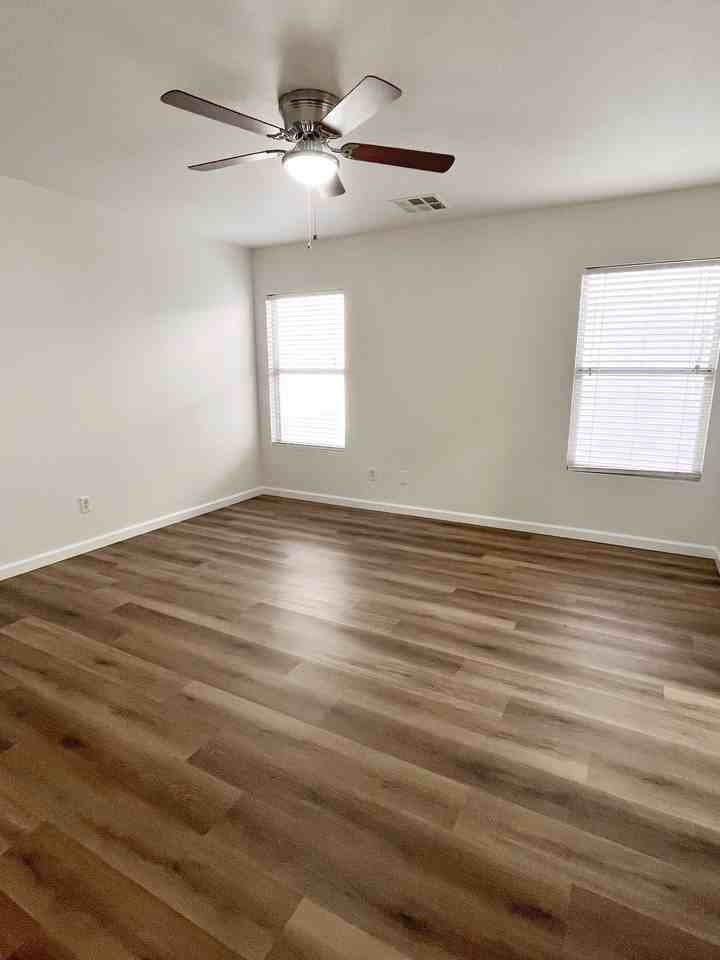 1444 W Roosevelt Ave - Photo 7 of 15