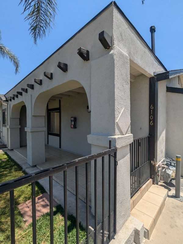 6106 Palm Ave - Photo 2 of 29