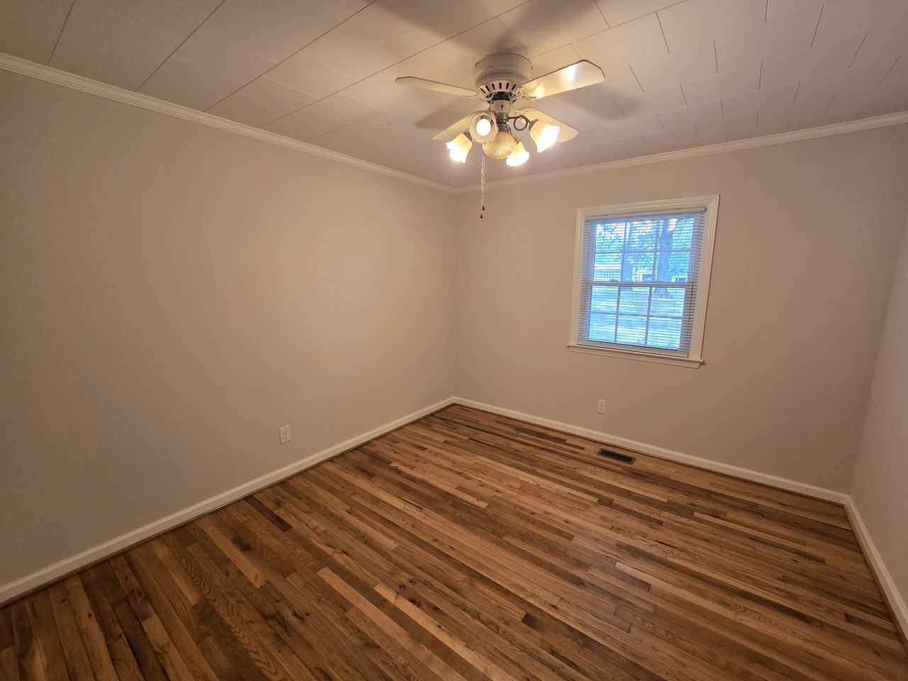 6021 Church Rd - Photo 3 of 38