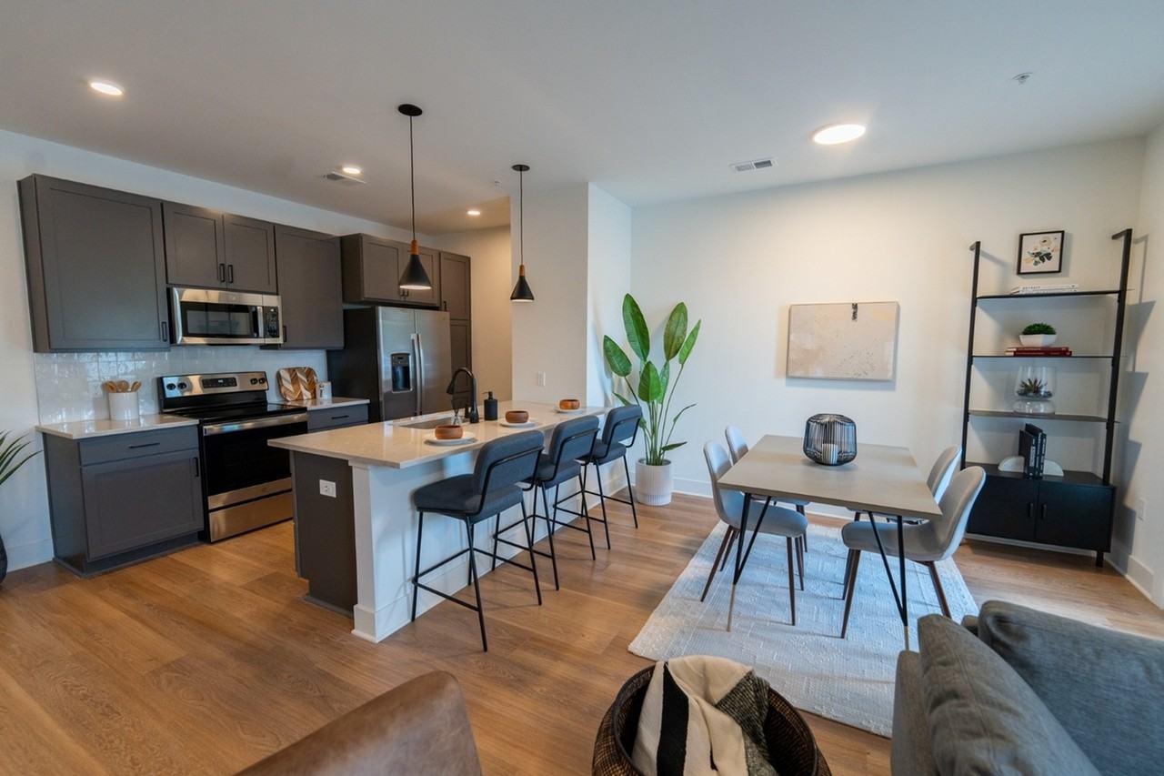 The Sage at Jeffrey Park - Photo 3 of 50