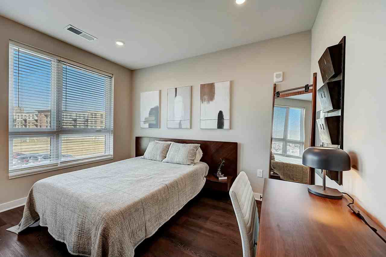 Midpoint West at GVX - Photo 5 of 31