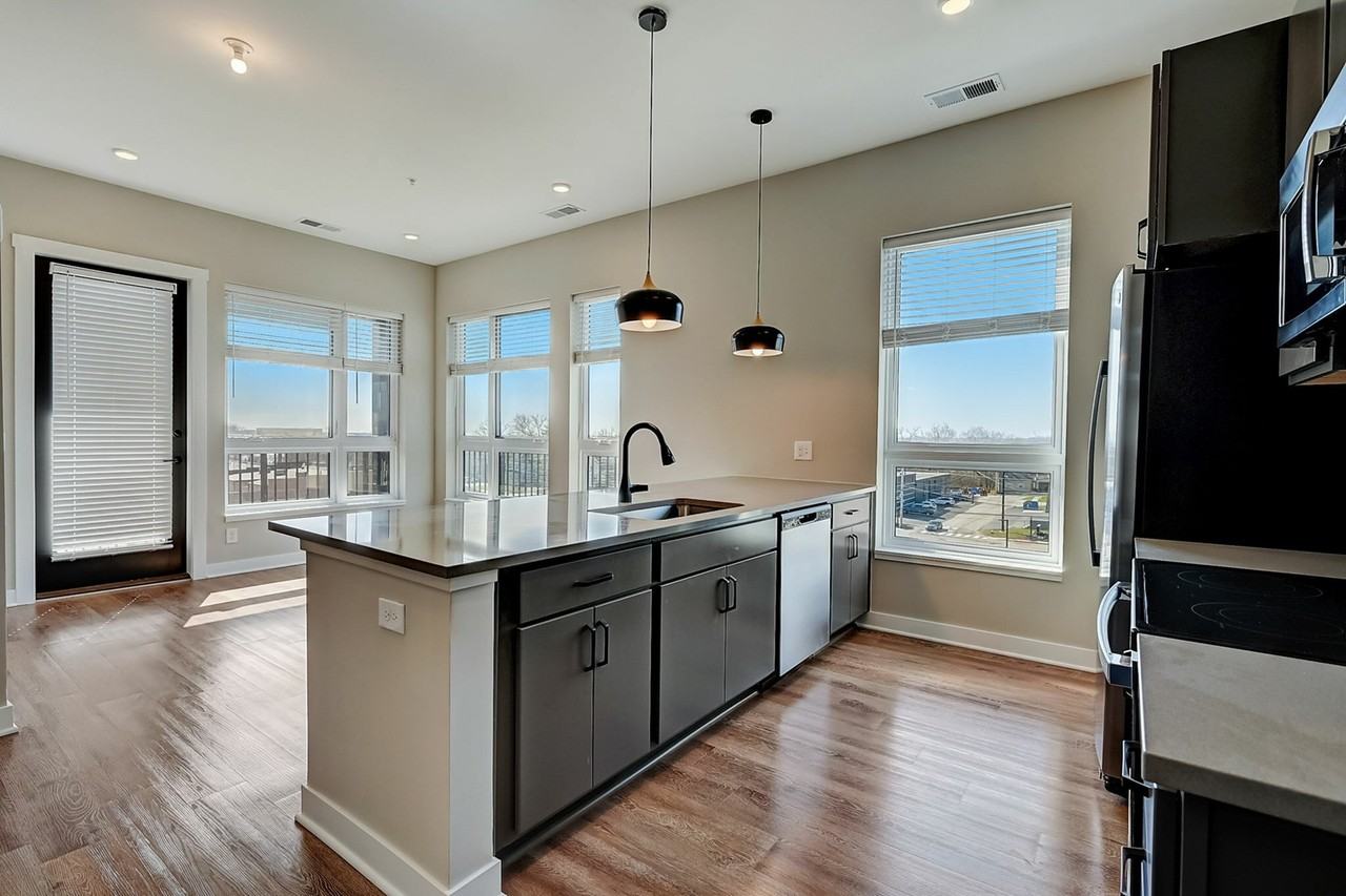 Midpoint West at GVX - Photo 7 of 31