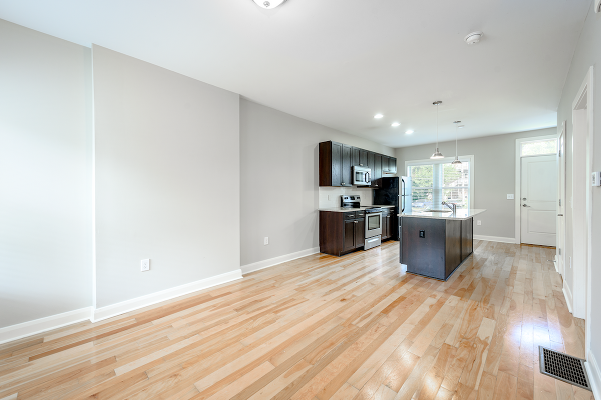 Grant Commons - Photo 5 of 15