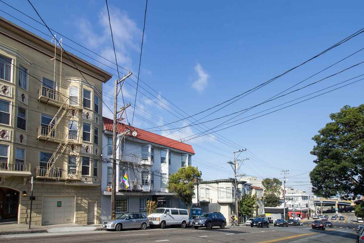 140 Duboce - Photo 2 of 23